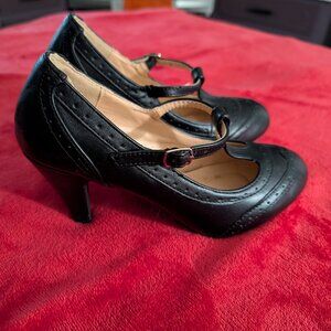 Chase + Chloe Kimmy Pump